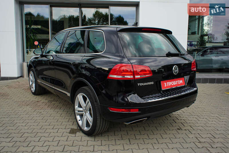 Внедорожник / Кроссовер Volkswagen Touareg 2014 в Житомире