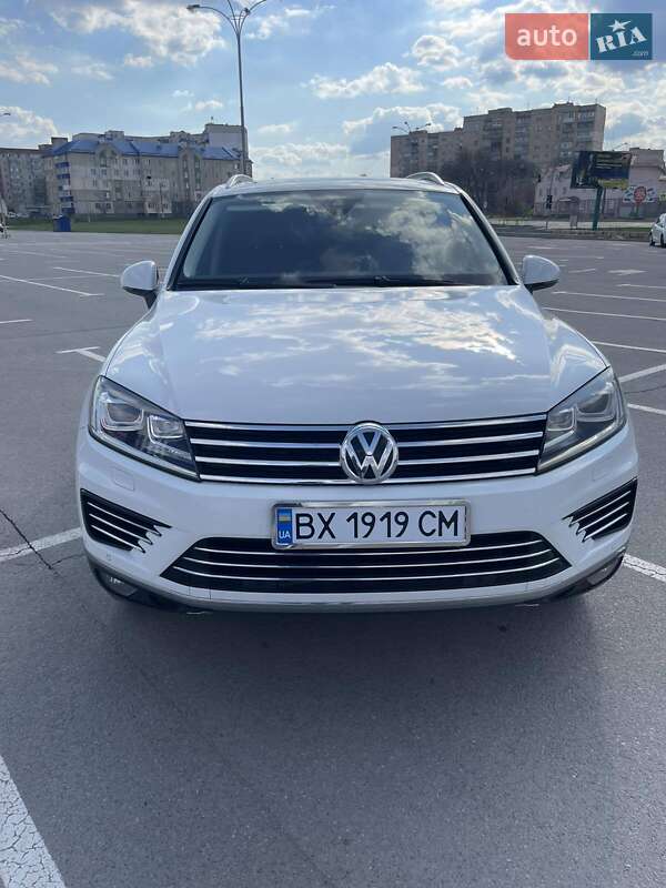 Внедорожник / Кроссовер Volkswagen Touareg 2016 в Каменец-Подольском фото 2 Внедорожник / Кроссовер Volkswagen Touareg 2016 в Каменец-Подольском