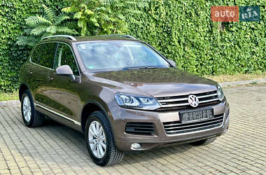 Позашляховик / Кросовер Volkswagen Touareg 2011 в Одесі