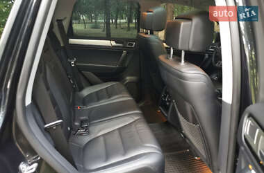 Внедорожник / Кроссовер Volkswagen Touareg 2014 в 