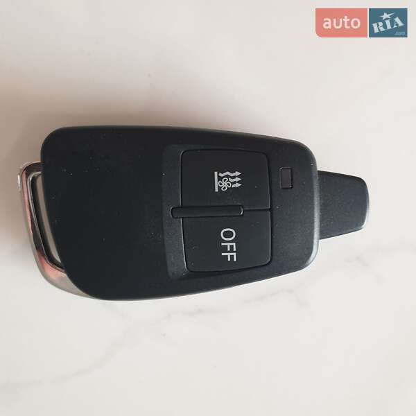 Внедорожник / Кроссовер Volkswagen Touareg 2015 в Житомире