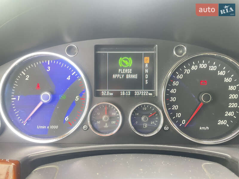 Позашляховик / Кросовер Volkswagen Touareg 2006 в Львові