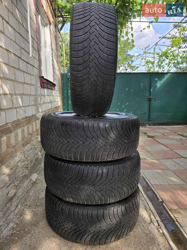 Внедорожник / Кроссовер Volkswagen Touareg 2014 в Кропивницком