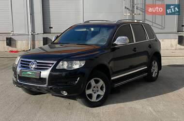 Позашляховик / Кросовер Volkswagen Touareg 2008 в Києві