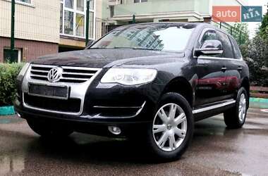 Позашляховик / Кросовер Volkswagen Touareg 2007 в Києві