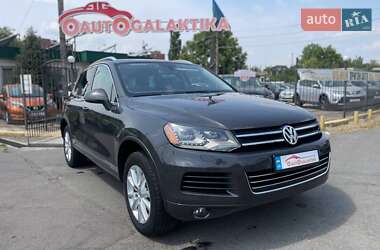 Позашляховик / Кросовер Volkswagen Touareg 2012 в Миколаєві