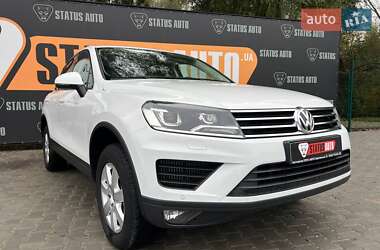Позашляховик / Кросовер Volkswagen Touareg 2017 в Хмельницькому