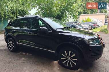 Позашляховик / Кросовер Volkswagen Touareg 2013 в Рівному