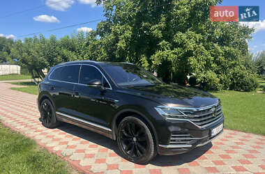 Внедорожник / Кроссовер Volkswagen Touareg 2021 в Василькове