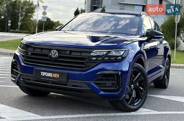 Внедорожник / Кроссовер Volkswagen Touareg 2022 в Киеве