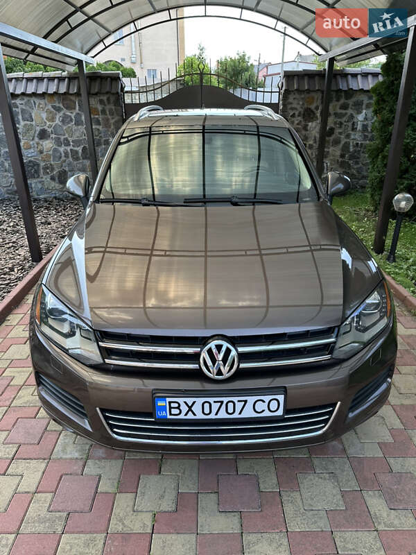 Внедорожник / Кроссовер Volkswagen Touareg 2012 в Хмельницком фото 2 Внедорожник / Кроссовер Volkswagen Touareg 2012 в Хмельницком