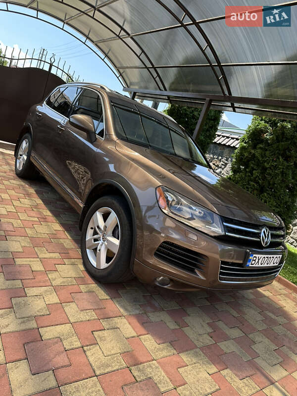 Внедорожник / Кроссовер Volkswagen Touareg 2012 в Хмельницком фото 11 Внедорожник / Кроссовер Volkswagen Touareg 2012 в Хмельницком