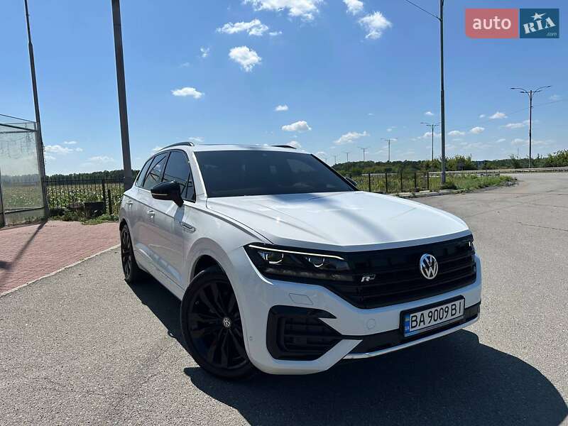 Внедорожник / Кроссовер Volkswagen Touareg 2019 в Умани фото 2 Внедорожник / Кроссовер Volkswagen Touareg 2019 в Умани