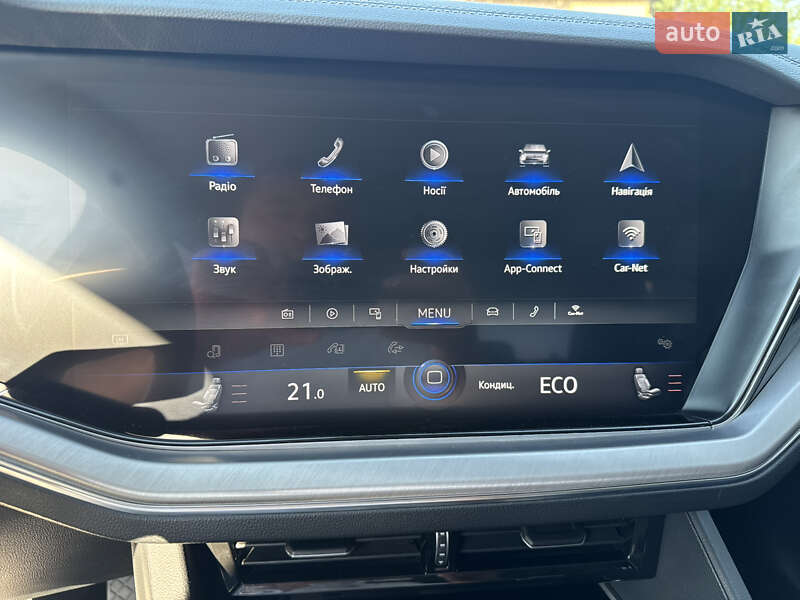 Внедорожник / Кроссовер Volkswagen Touareg 2019 в Тячеве