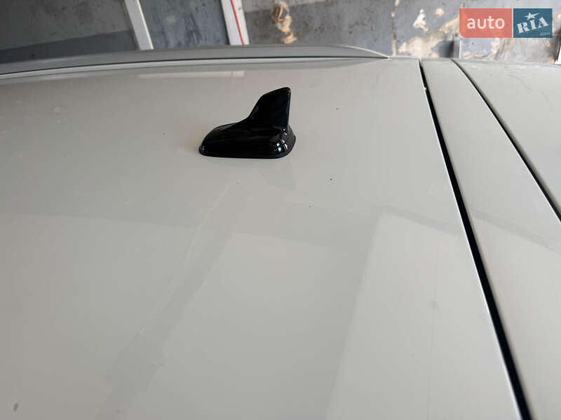 Внедорожник / Кроссовер Volkswagen Touareg 2019 в Тячеве