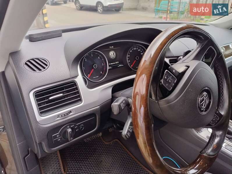 Внедорожник / Кроссовер Volkswagen Touareg 2013 в Киеве фото 11 Внедорожник / Кроссовер Volkswagen Touareg 2013 в Киеве