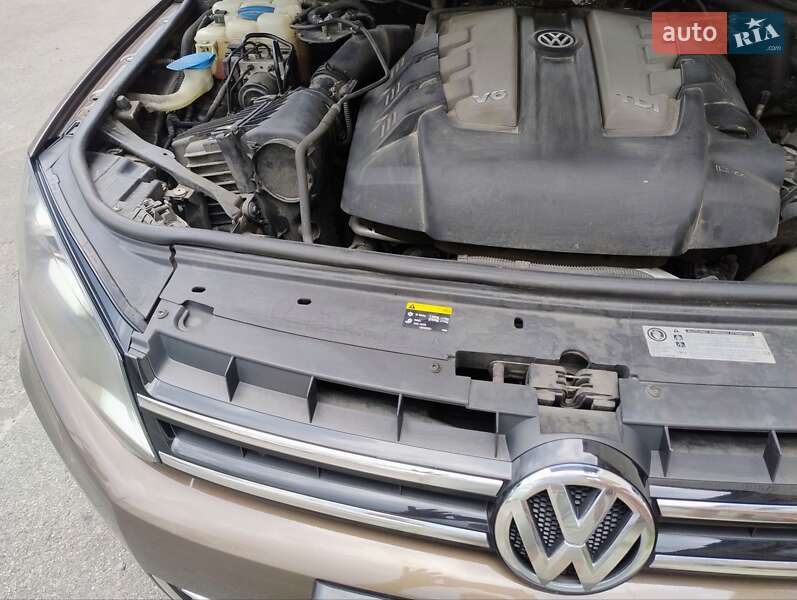 Внедорожник / Кроссовер Volkswagen Touareg 2013 в Киеве фото 20 Внедорожник / Кроссовер Volkswagen Touareg 2013 в Киеве