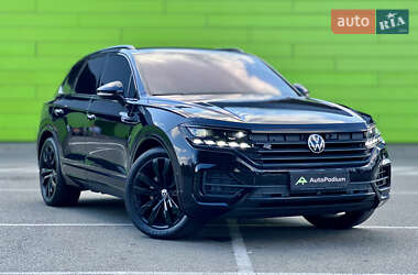 Внедорожник / Кроссовер Volkswagen Touareg 2021 в Киеве