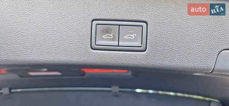 Внедорожник / Кроссовер Volkswagen Touareg 2020 в Киеве фото 40 Внедорожник / Кроссовер Volkswagen Touareg 2020 в Киеве