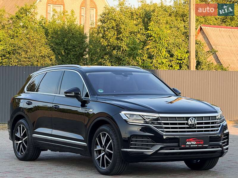 Позашляховик / Кросовер Volkswagen Touareg 2022 в Луцьку
