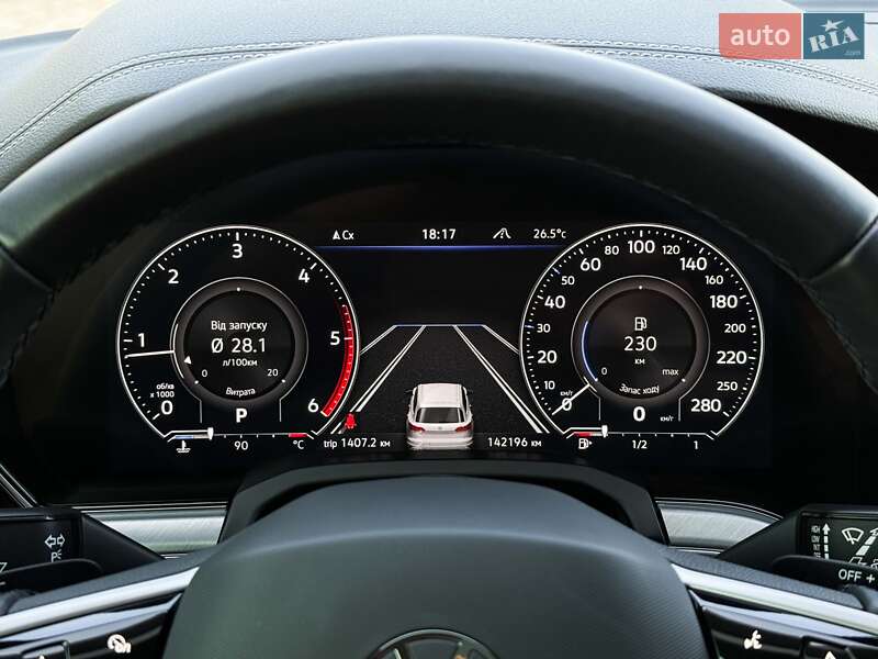 Позашляховик / Кросовер Volkswagen Touareg 2022 в Луцьку