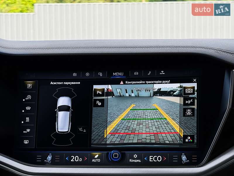 Позашляховик / Кросовер Volkswagen Touareg 2022 в Луцьку