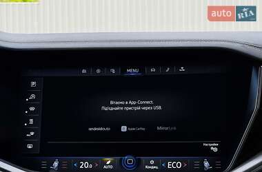 Внедорожник / Кроссовер Volkswagen Touareg 2022 в 