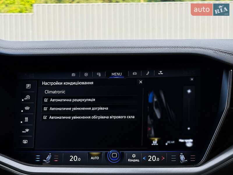 Позашляховик / Кросовер Volkswagen Touareg 2022 в Луцьку