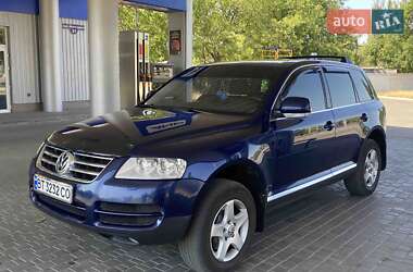 Позашляховик / Кросовер Volkswagen Touareg 2005 в Миколаєві