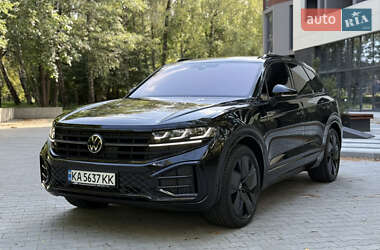 Позашляховик / Кросовер Volkswagen Touareg 2024 в Тернополі