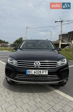 Внедорожник / Кроссовер Volkswagen Touareg 2014 в Пустомытах