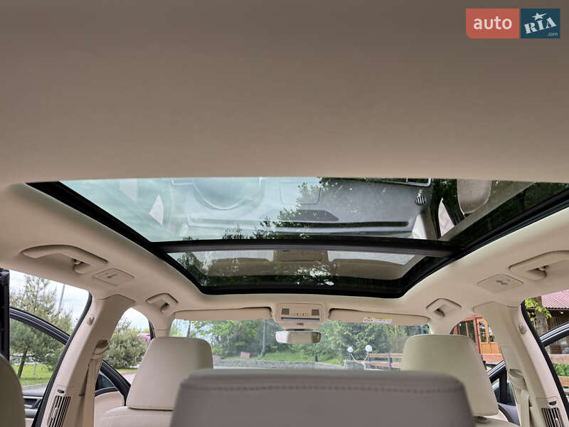 Позашляховик / Кросовер Volkswagen Touareg 2016 в Хмельницькому