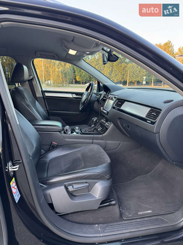 Внедорожник / Кроссовер Volkswagen Touareg 2014 в Запорожье фото 14 Внедорожник / Кроссовер Volkswagen Touareg 2014 в Запорожье