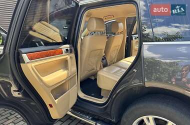 Внедорожник / Кроссовер Volkswagen Touareg 2009 в 