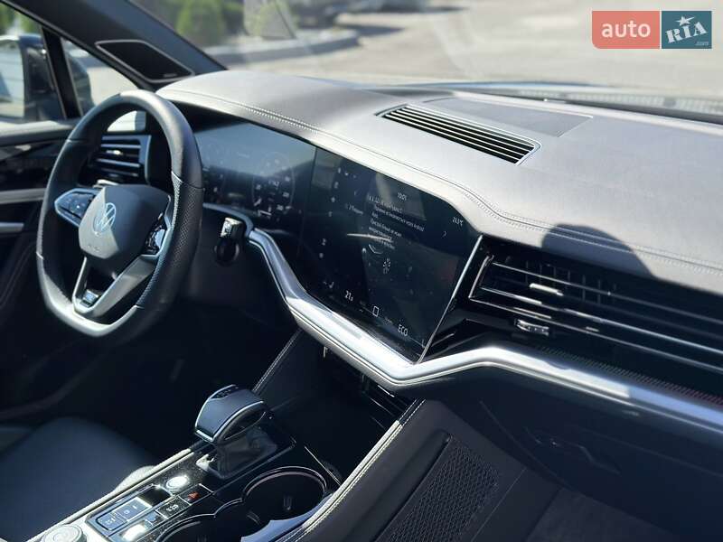 Внедорожник / Кроссовер Volkswagen Touareg 2023 в Полтаве