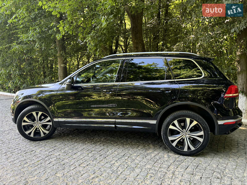 Внедорожник / Кроссовер Volkswagen Touareg 2015 в Черновцах фото 11 Внедорожник / Кроссовер Volkswagen Touareg 2015 в Черновцах