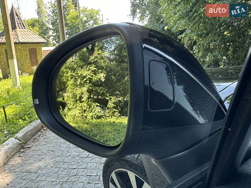 Внедорожник / Кроссовер Volkswagen Touareg 2015 в Черновцах фото 28 Внедорожник / Кроссовер Volkswagen Touareg 2015 в Черновцах