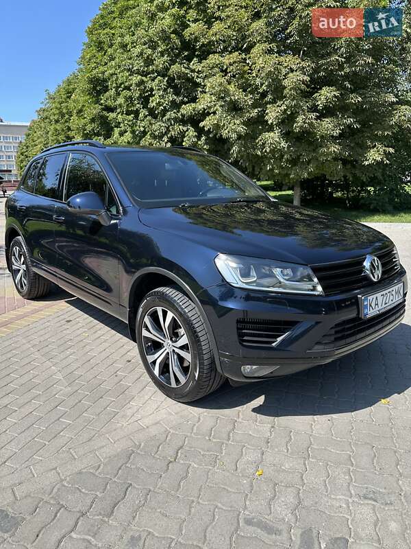 Внедорожник / Кроссовер Volkswagen Touareg 2015 в Тернополе фото 4 Внедорожник / Кроссовер Volkswagen Touareg 2015 в Тернополе