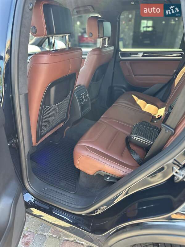Внедорожник / Кроссовер Volkswagen Touareg 2015 в Тернополе фото 12 Внедорожник / Кроссовер Volkswagen Touareg 2015 в Тернополе