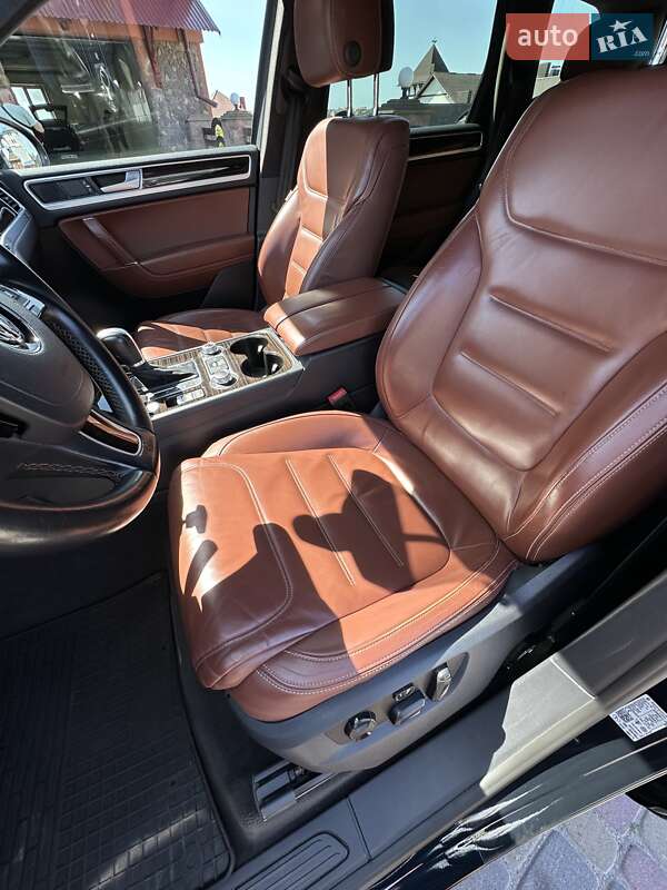 Внедорожник / Кроссовер Volkswagen Touareg 2015 в Тернополе фото 19 Внедорожник / Кроссовер Volkswagen Touareg 2015 в Тернополе