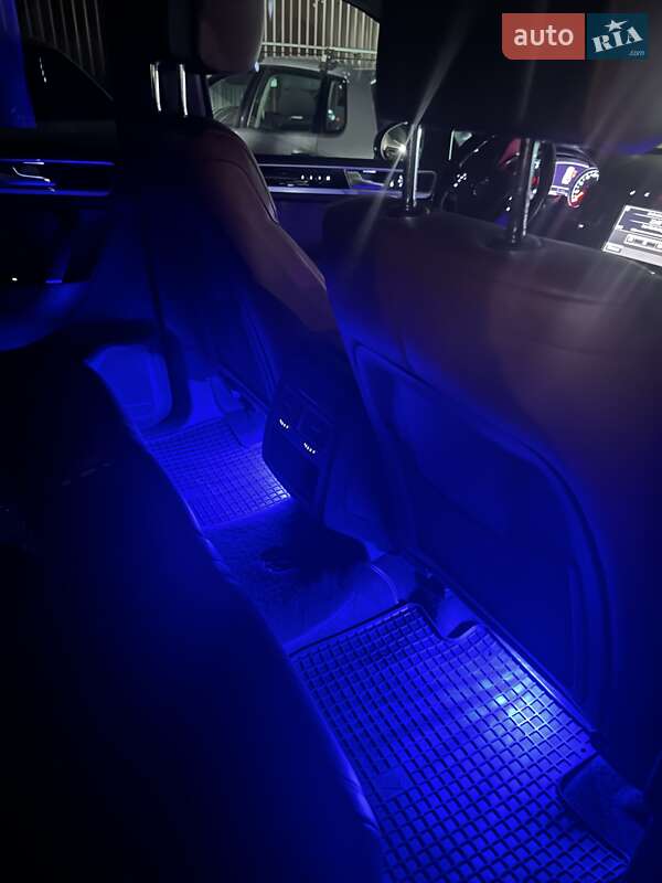 Внедорожник / Кроссовер Volkswagen Touareg 2015 в Тернополе фото 46 Внедорожник / Кроссовер Volkswagen Touareg 2015 в Тернополе