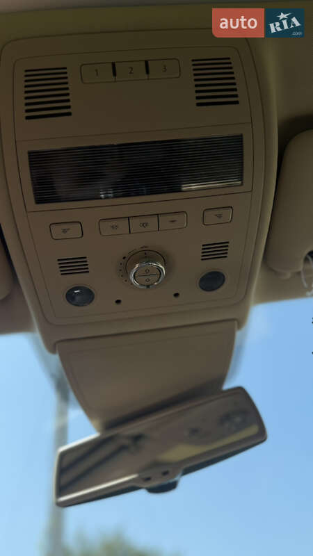 Позашляховик / Кросовер Volkswagen Touareg 2015 в Львові фото 22 Позашляховик / Кросовер Volkswagen Touareg 2015 в Львові