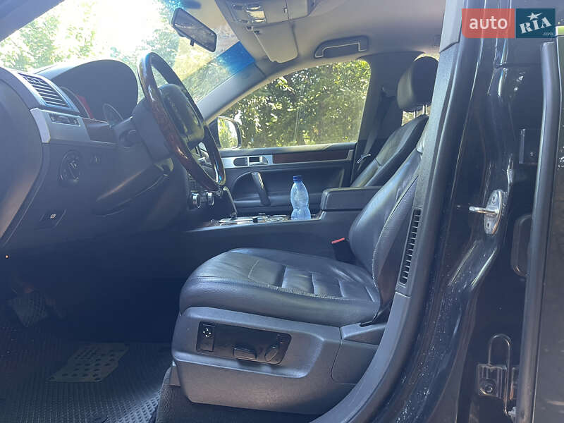 Внедорожник / Кроссовер Volkswagen Touareg 2008 в Черкассах