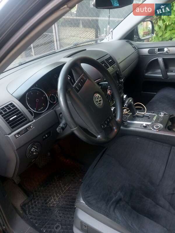 Внедорожник / Кроссовер Volkswagen Touareg 2004 в Лубнах фото 9 Внедорожник / Кроссовер Volkswagen Touareg 2004 в Лубнах