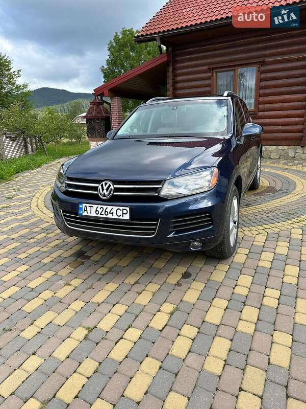 Внедорожник / Кроссовер Volkswagen Touareg 2011 в Ивано-Франковске