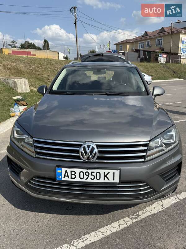 Внедорожник / Кроссовер Volkswagen Touareg 2017 в Виннице