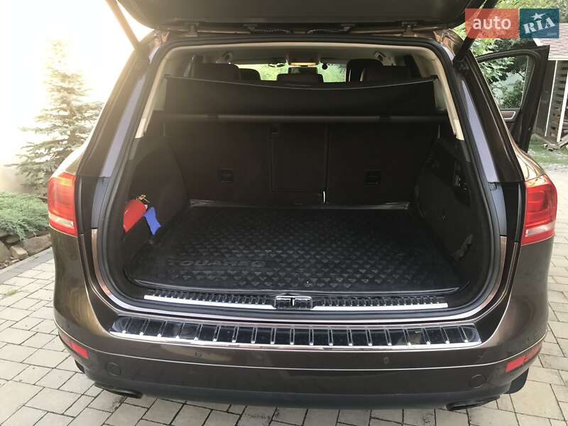 Позашляховик / Кросовер Volkswagen Touareg 2013 в Ужгороді фото 10 Позашляховик / Кросовер Volkswagen Touareg 2013 в Ужгороді