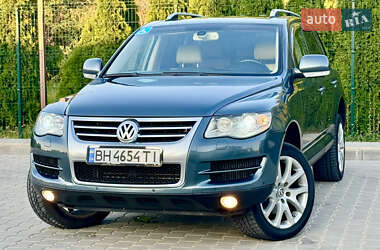 Внедорожник / Кроссовер Volkswagen Touareg 2006 в Одессе