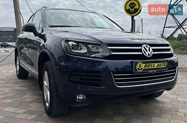 Внедорожник / Кроссовер Volkswagen Touareg 2013 в Стрые