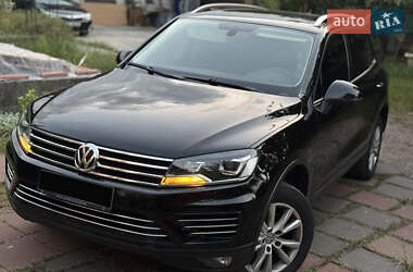 Внедорожник / Кроссовер Volkswagen Touareg 2017 в Луцке